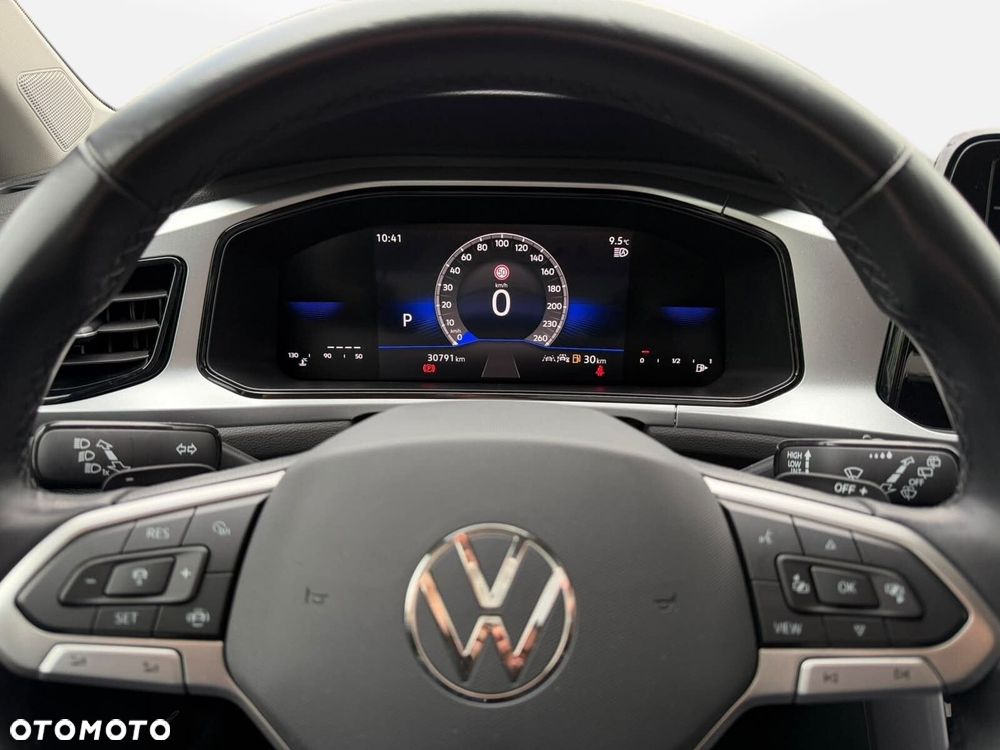Volkswagen T-Roc - 25