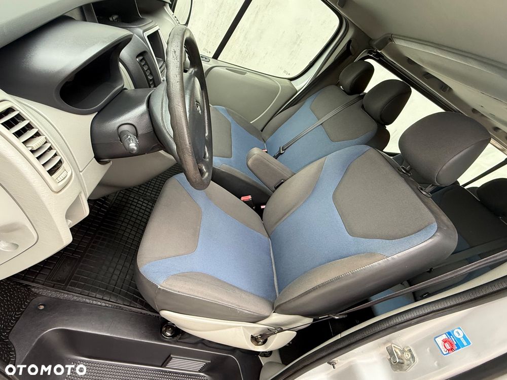 Renault Trafic Grand Passenger Pack Clim - 17
