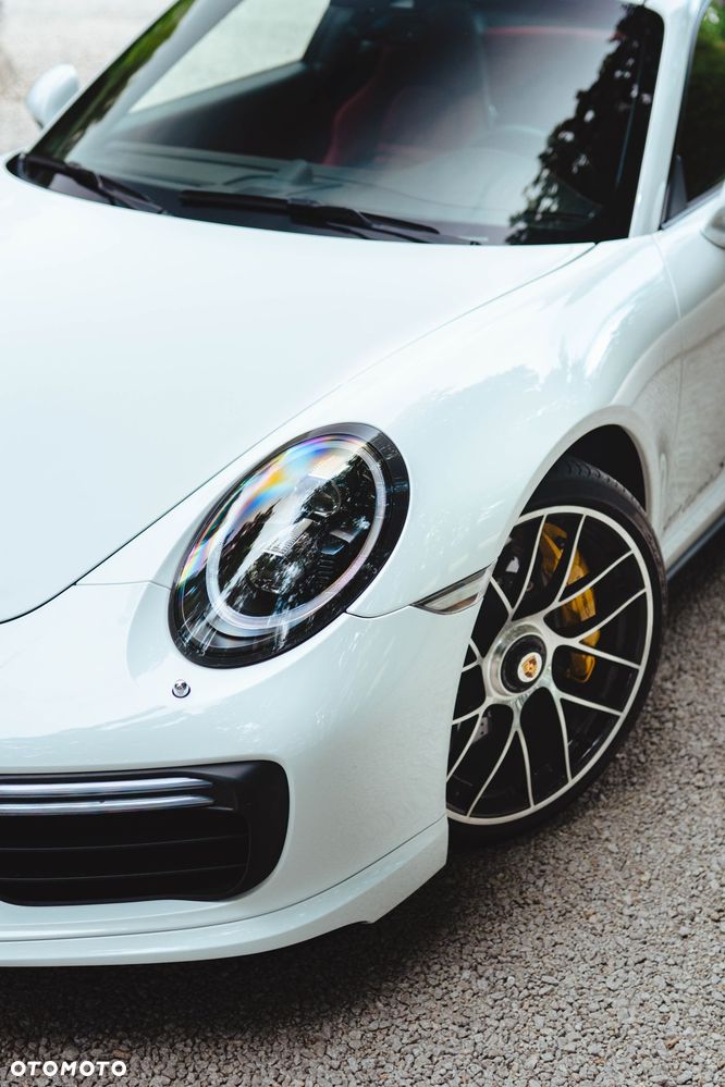 Porsche 911 Turbo S - 2