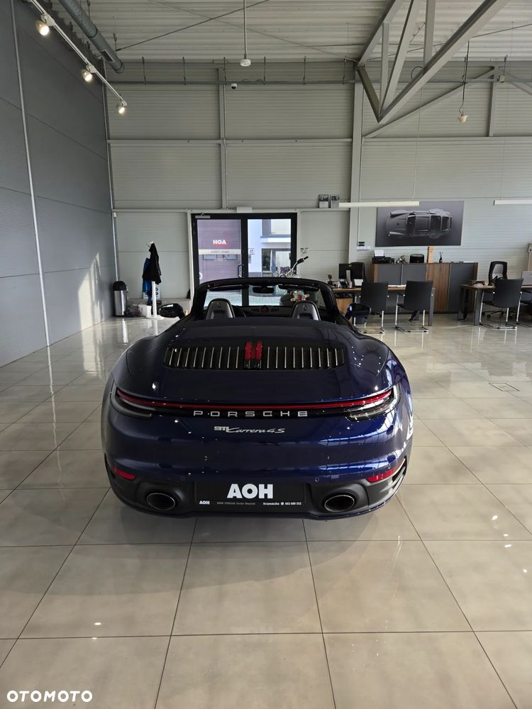 Porsche 911 Carrera 4S Cabrio - 7
