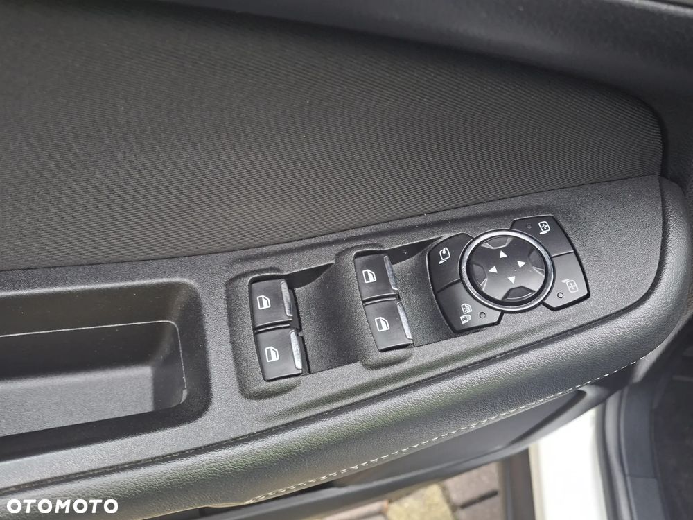 Ford Galaxy 2.0 TDCi 4WD Titanium - 10