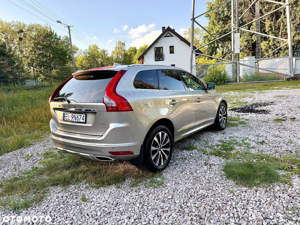 Volvo XC 60 T6 AWD Momentum - 8