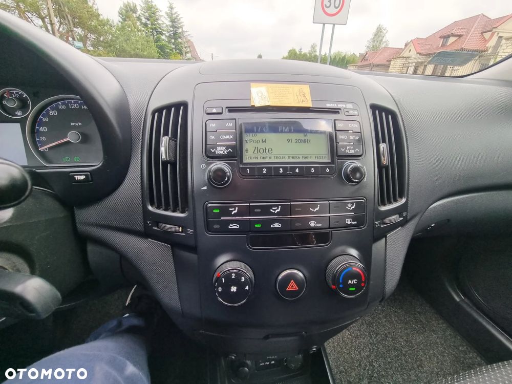 Hyundai i30 1.4 Comfort - 25