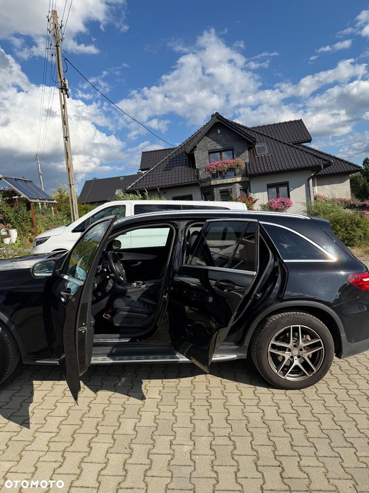 Mercedes-Benz GLC - 9