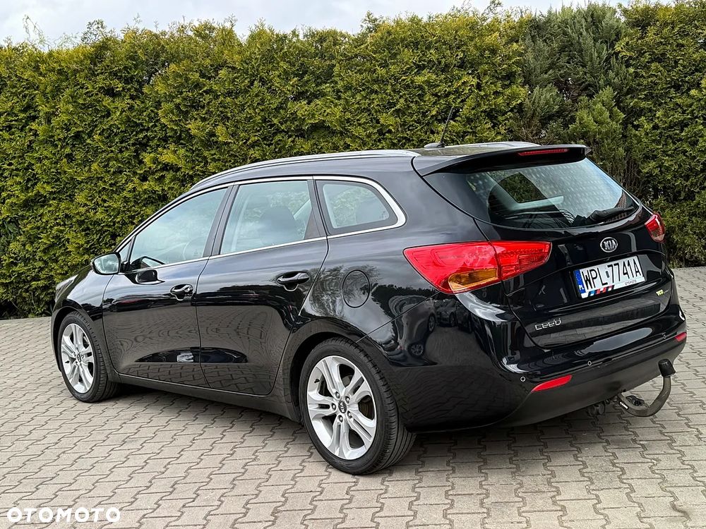 Kia Ceed 1.6 GDI Platinum Edition - 10