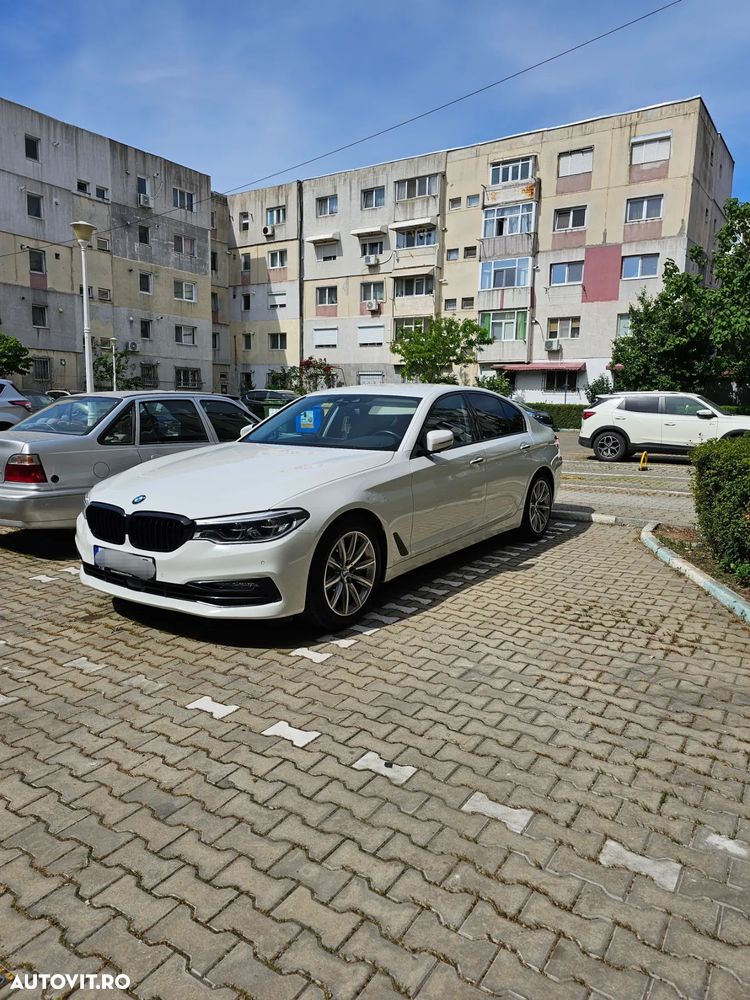 BMW Seria 5 530i xDrive AT - 1