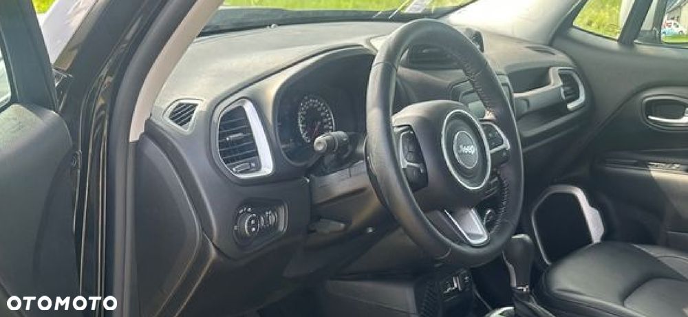 Jeep Renegade 1.4 MultiAir DSG Business Line - 17