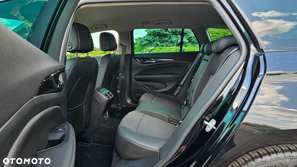 Opel Insignia Sports Tourer 2.0 Diesel Automatik Innovation - 30