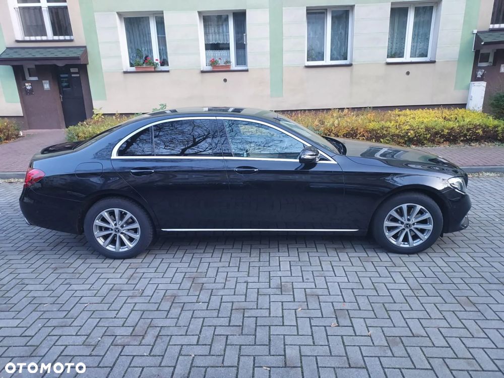 Mercedes-Benz Klasa E 200 4-Matic 9G-TRONIC - 1