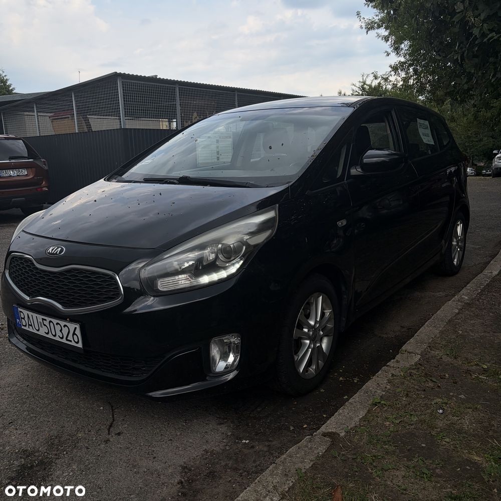 Kia Carens - 3