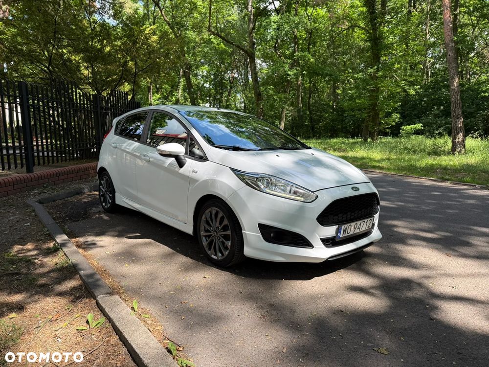 Ford Fiesta - 11
