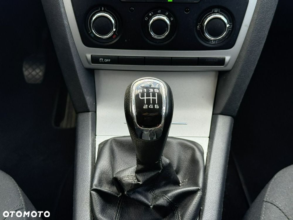 Skoda Octavia 2.0 TDI Fresh - 17