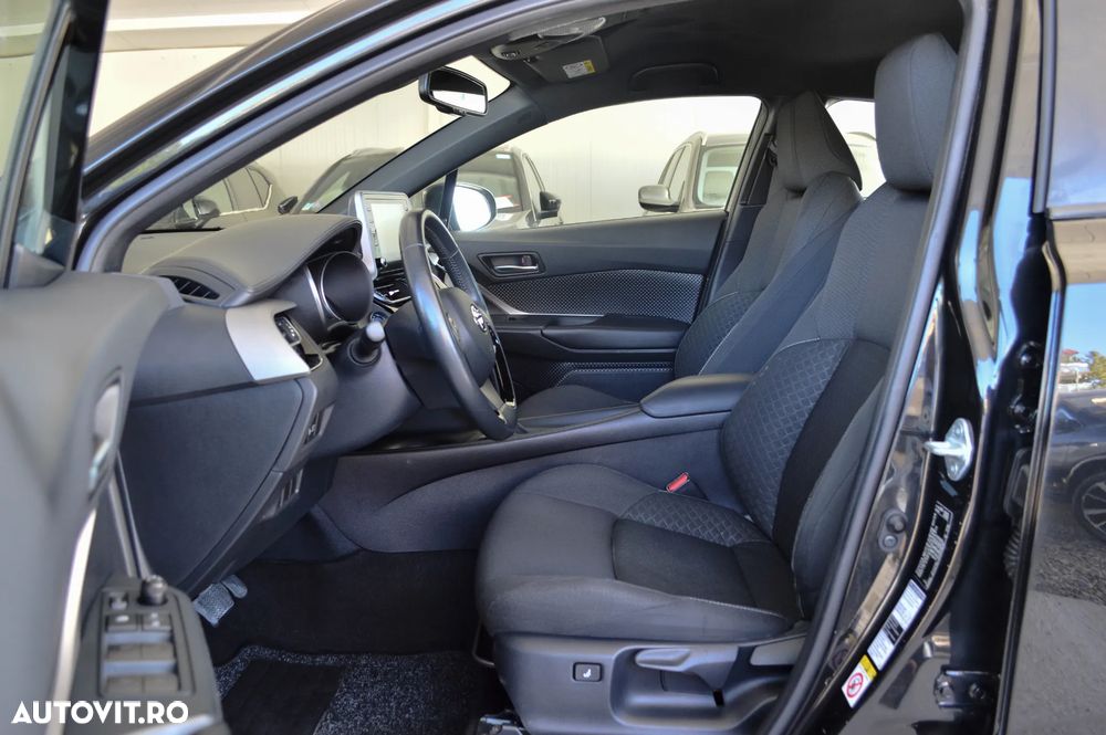 Toyota C-HR Business-Edition - 24
