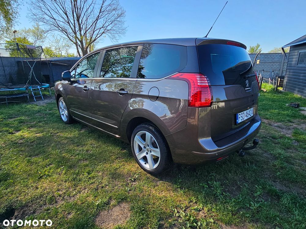 Peugeot 5008 120 VTi Premium - 16