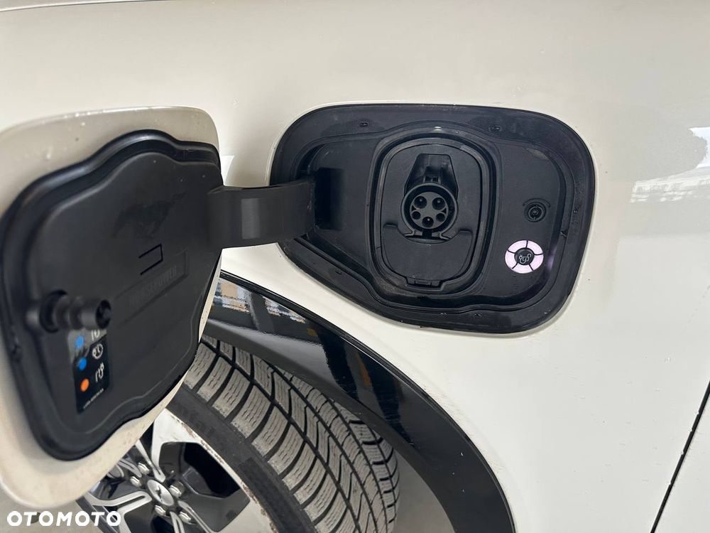 Ford Mustang Mach-E AWD PREMIUM - 16