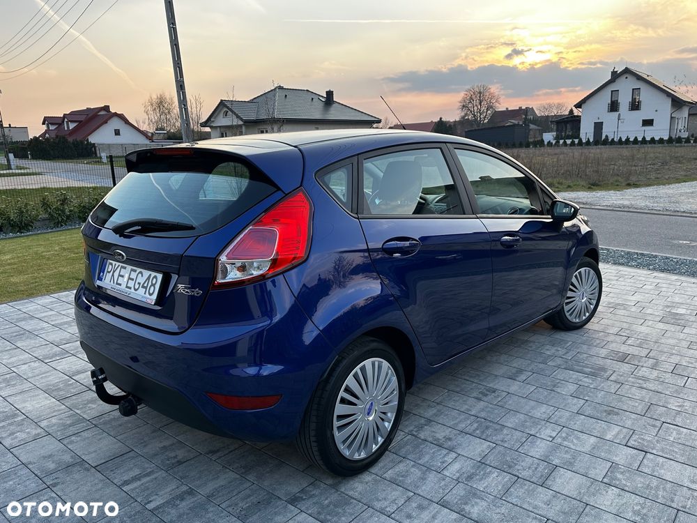 Ford Fiesta - 12