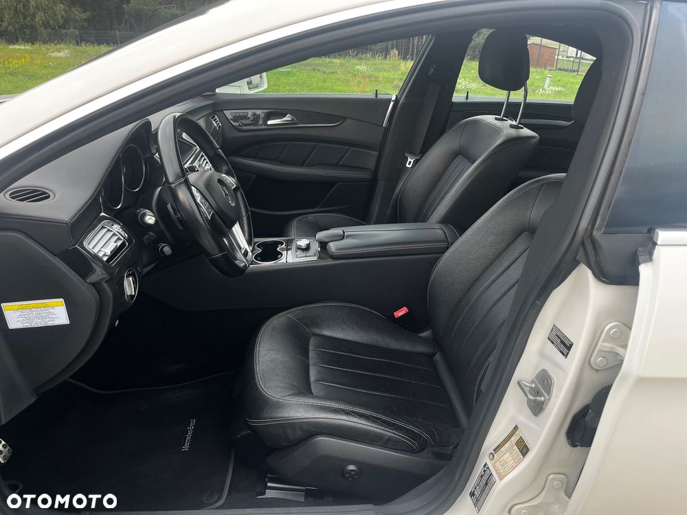 Mercedes-Benz CLS 500 4Matic 7G-TRONIC - 12