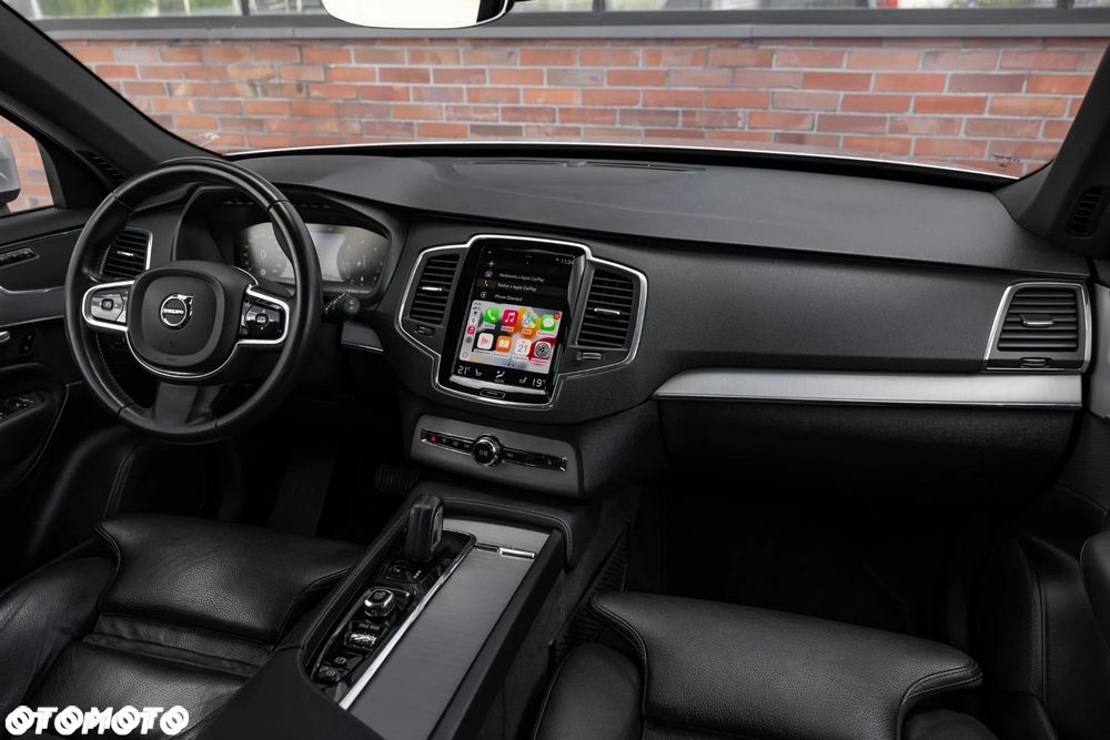 Volvo XC 90 B5 D AWD Geartronic Momentum - 24