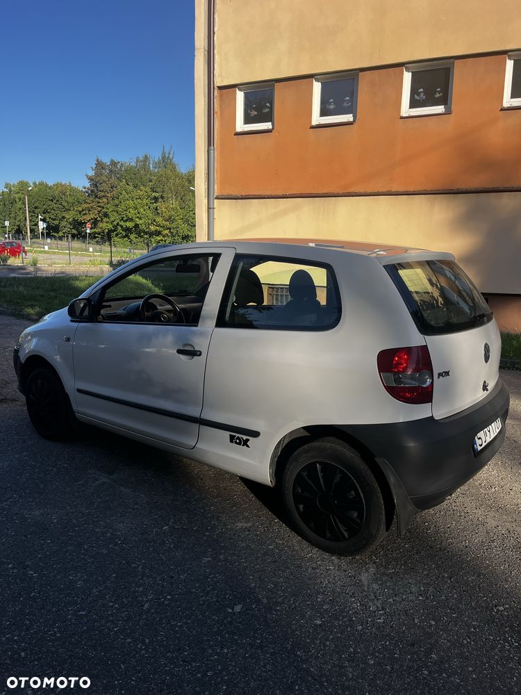 Volkswagen Fox - 5
