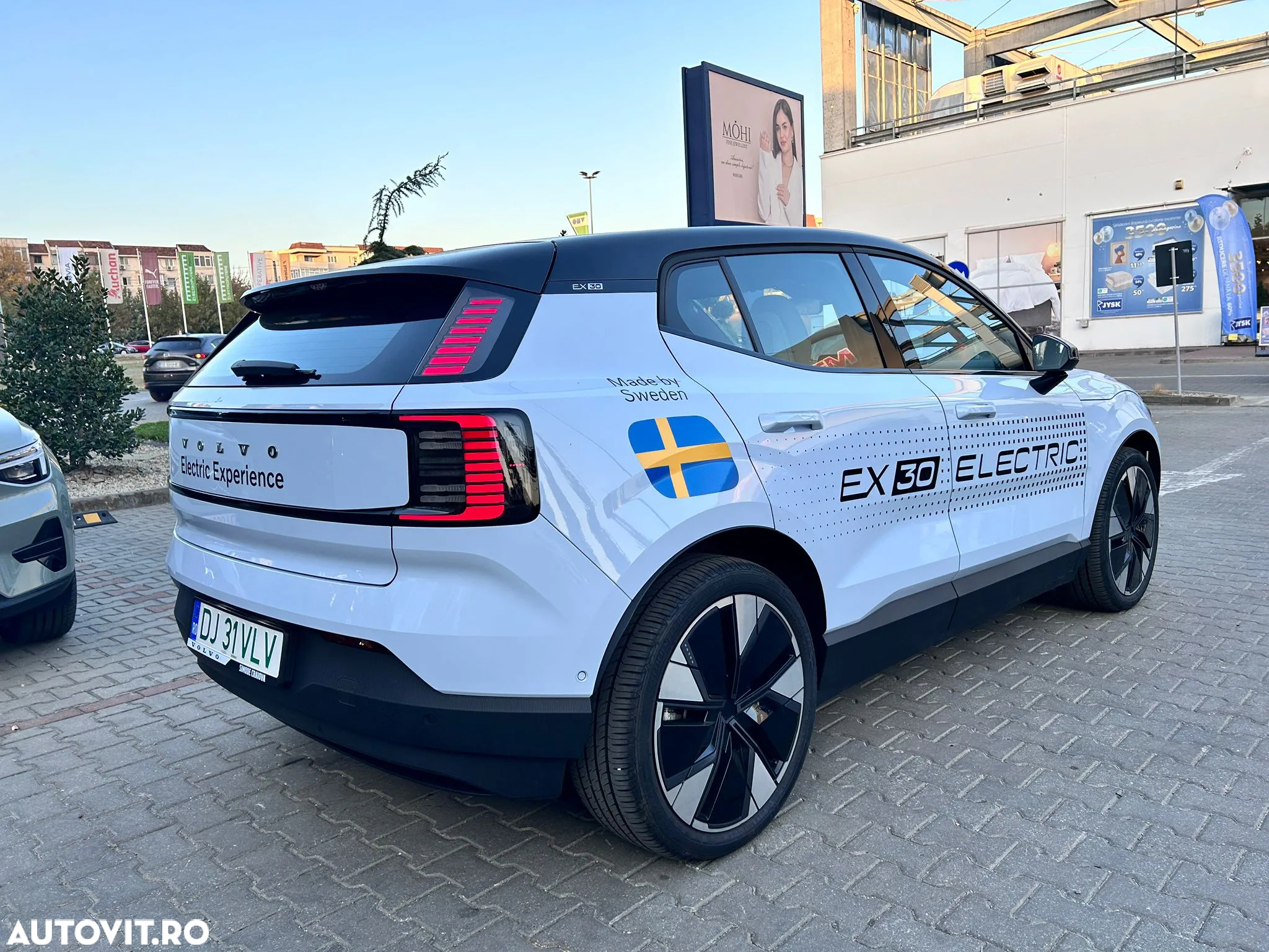 Volvo EX30 Twin Motor Performance Ultra - 13