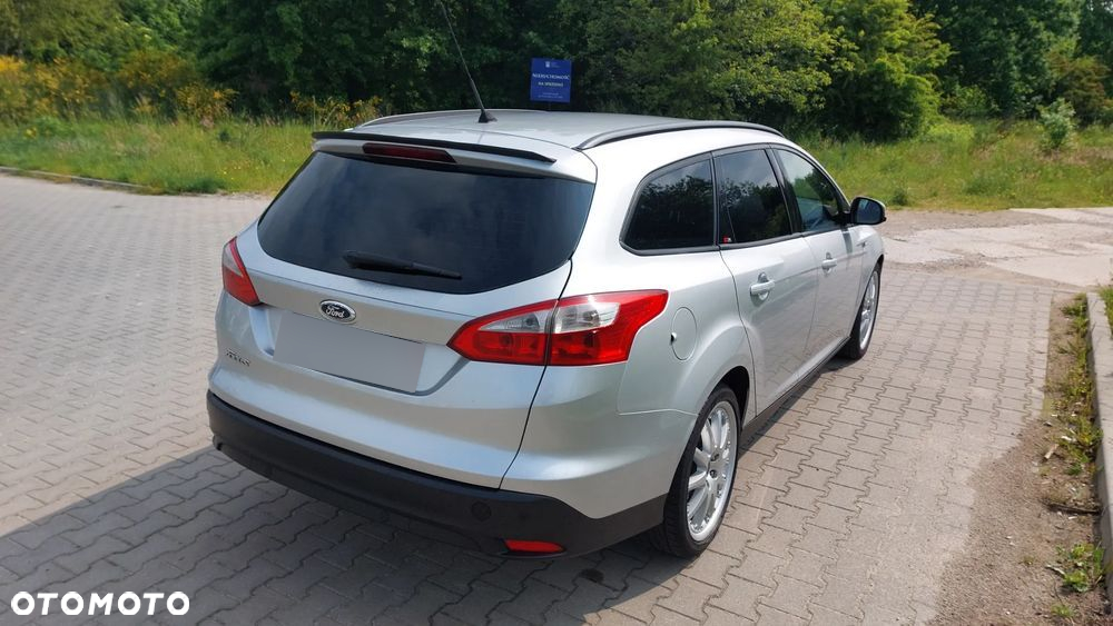 Ford Focus Turnier 1.6 TDCi DPF Titanium - 15