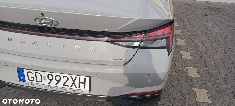Hyundai Elantra 1.6 Executive - 5