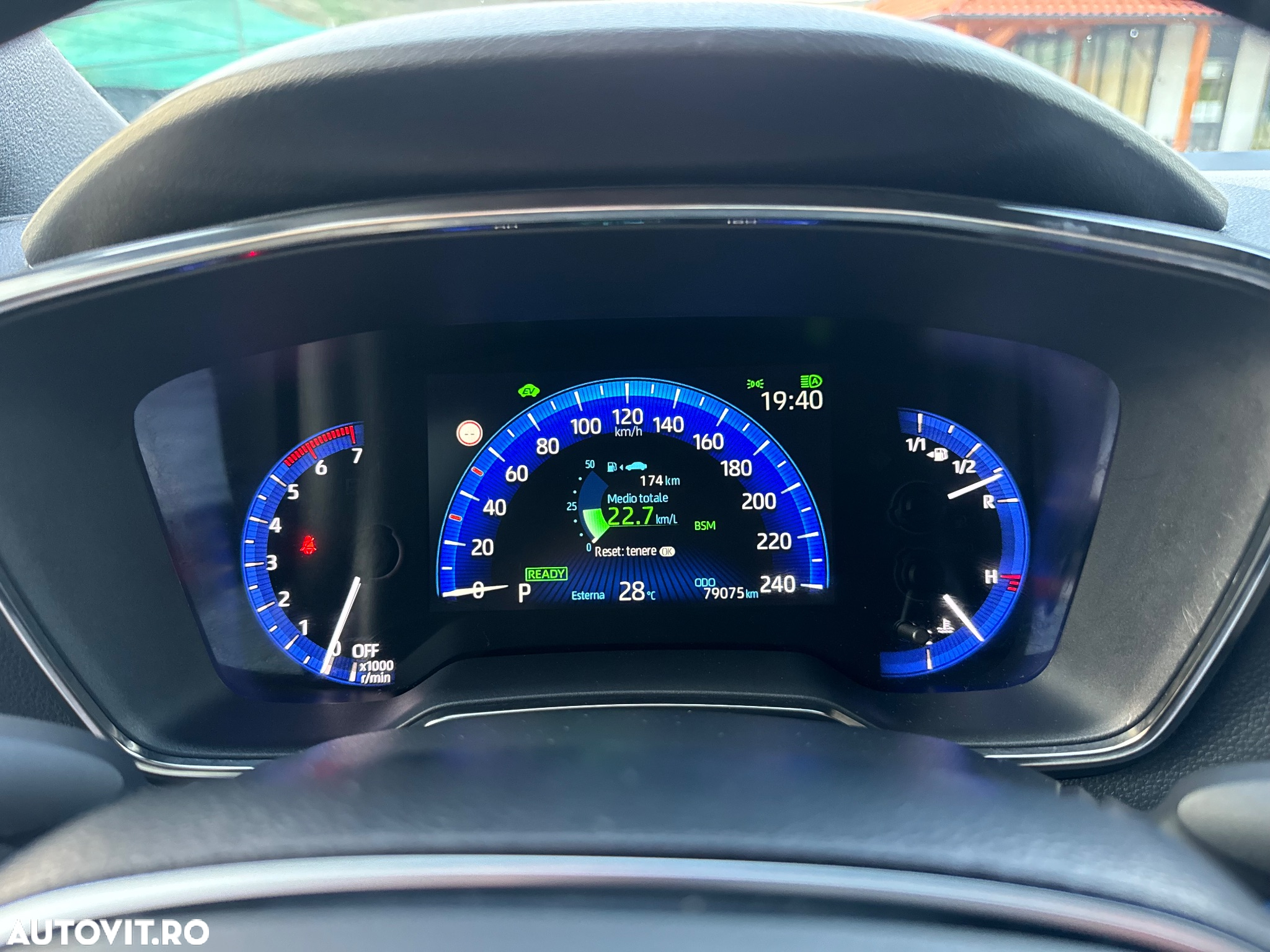 Suzuki Swace 1.8 Hybrid CVT Comfort+ - 26