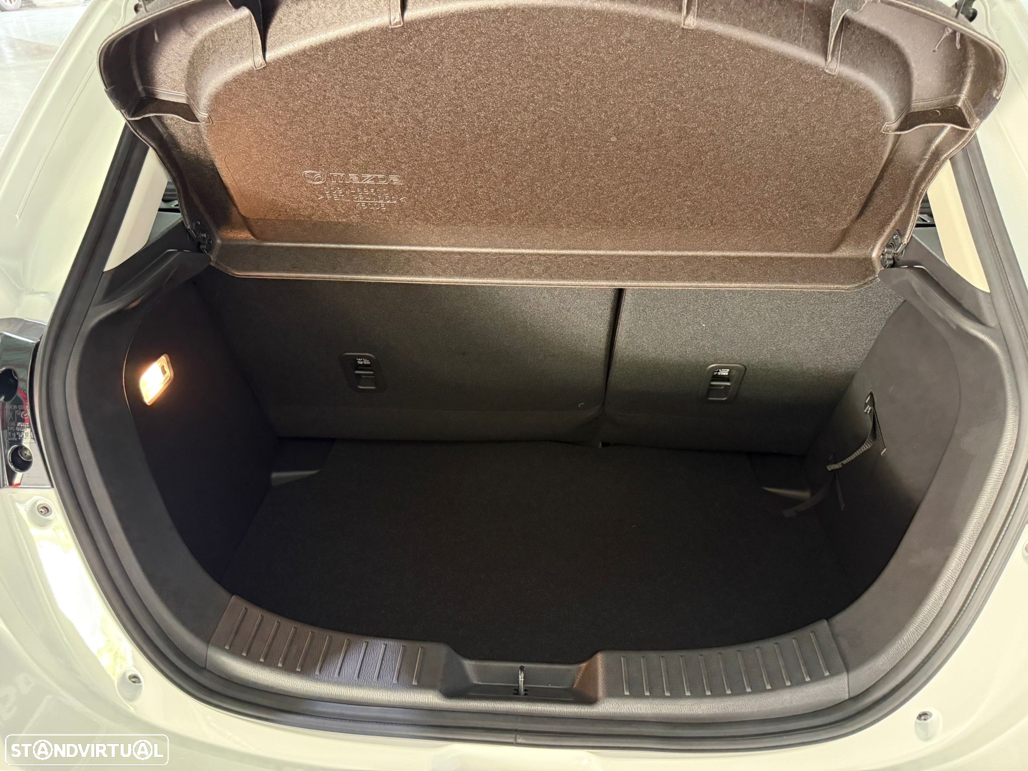 Mazda 2 1.5 e-Skyactiv-G Homura - 17