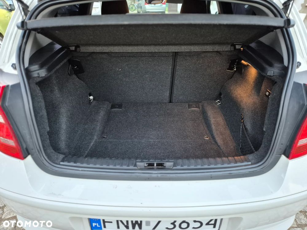 BMW Seria 1 116i - 14