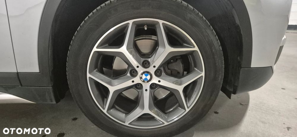 BMW X1 sDrive18d xLine - 14