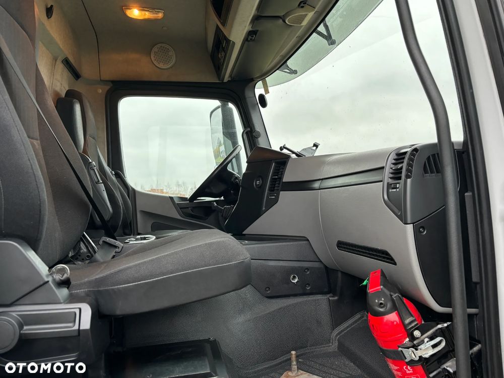 Mercedes-Benz ANTOS 1824 kontener , winda (nie ATEGO 1524, 1530, 1624, 1527) izotema, kurierka, paletówka, do zabudowy na laweta, przewóz maszyn - 16