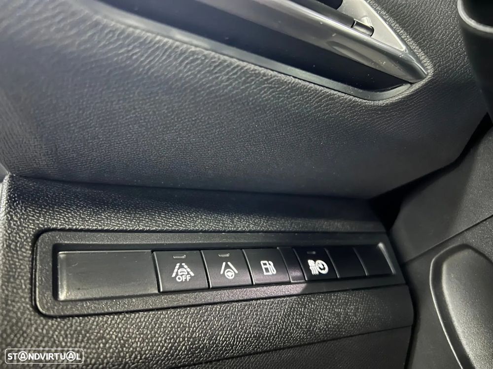 Peugeot 3008 1.6 Hybrid GT Pack e-EAT8 - 31