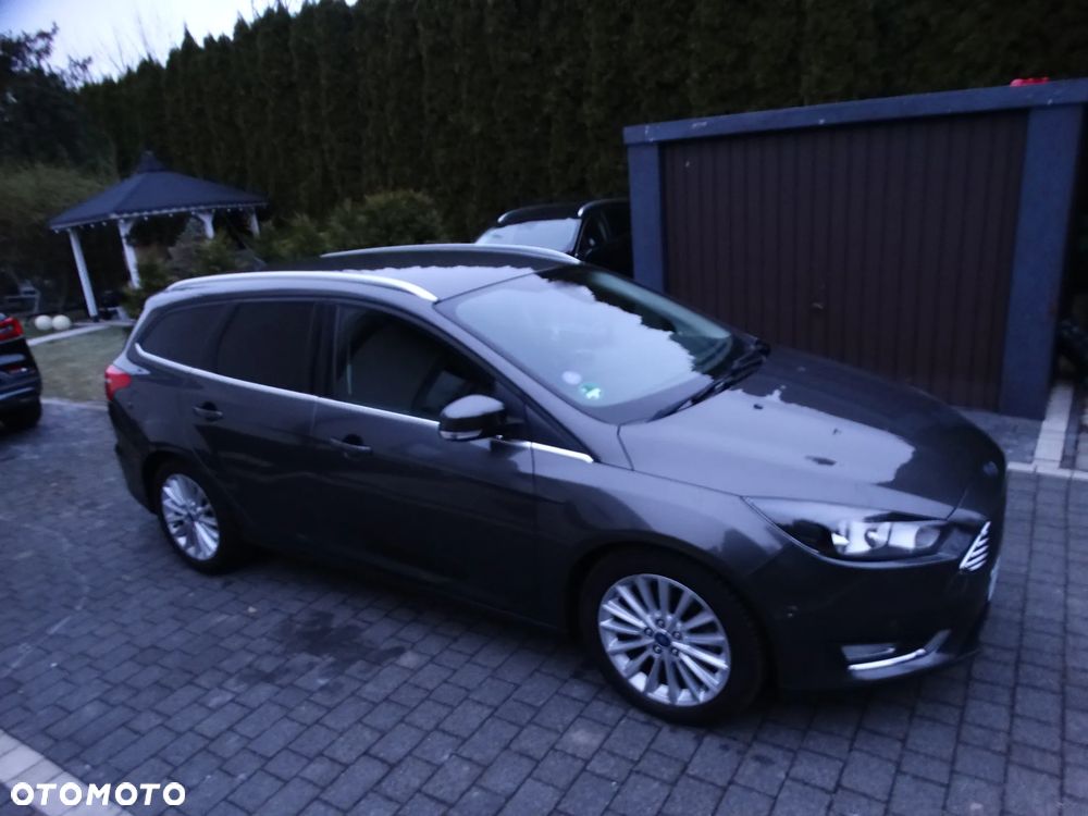 Ford Focus - 28