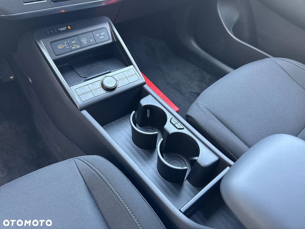 Hyundai Kona 1.6 GDI Hybrid Smart DCT - 16