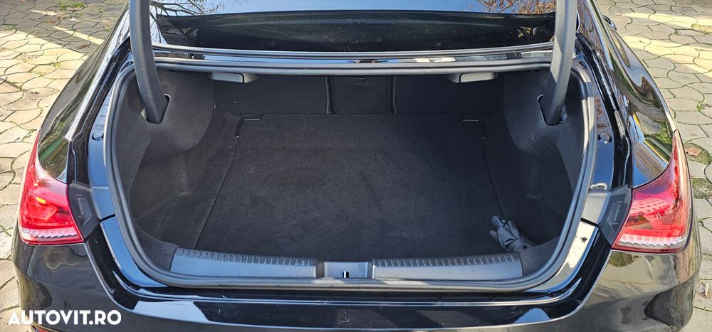 Mercedes-Benz CLA 220 - 18