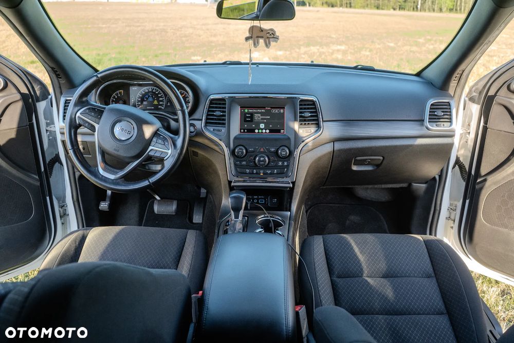 Jeep Grand Cherokee 3.6 V6 Laredo - 22