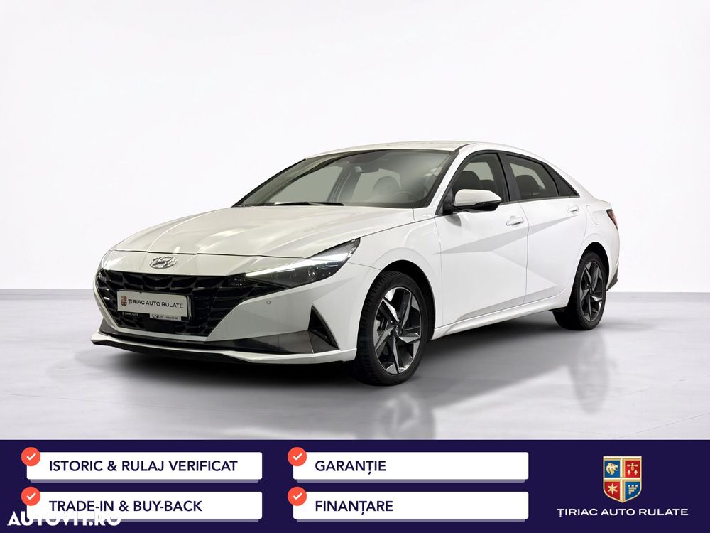 Hyundai Elantra - 2