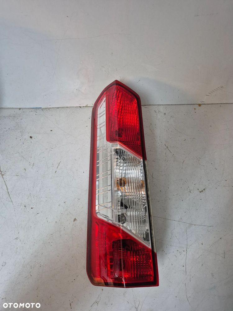 Ford Transit MK8 lampa tylna BK31-13405-AG - 1