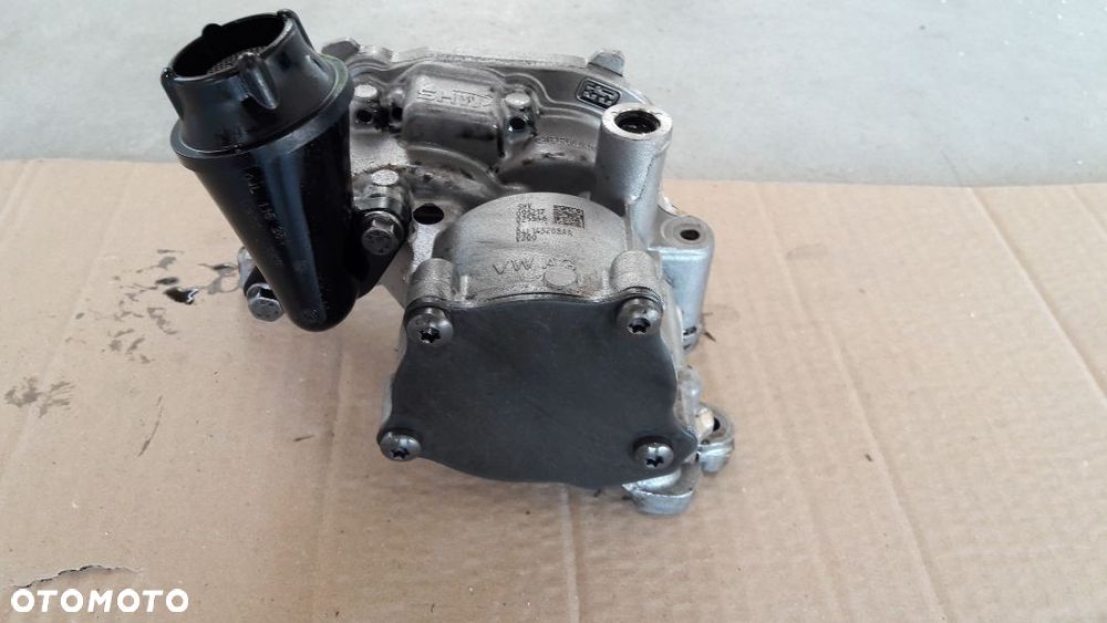 Pompa olejowa 2.0 TDI 190KM DET Audi A4 B9 A5 F5 A6 Q5 04L145208AA Pompa oleju - 1