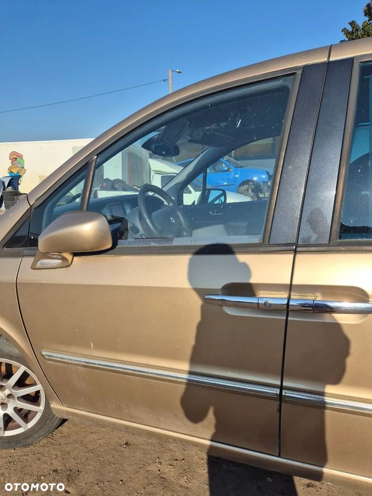 LEWE DRZWI PRZÓD Lancia Phedra - 1