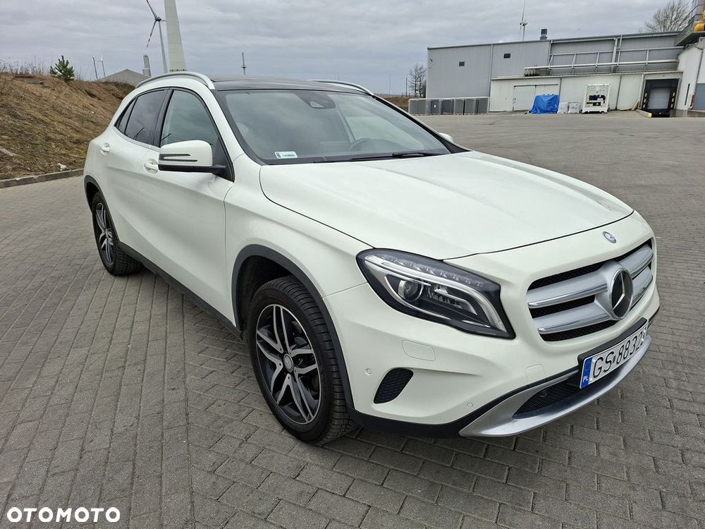 Mercedes-Benz GLA 250 4-Matic - 7
