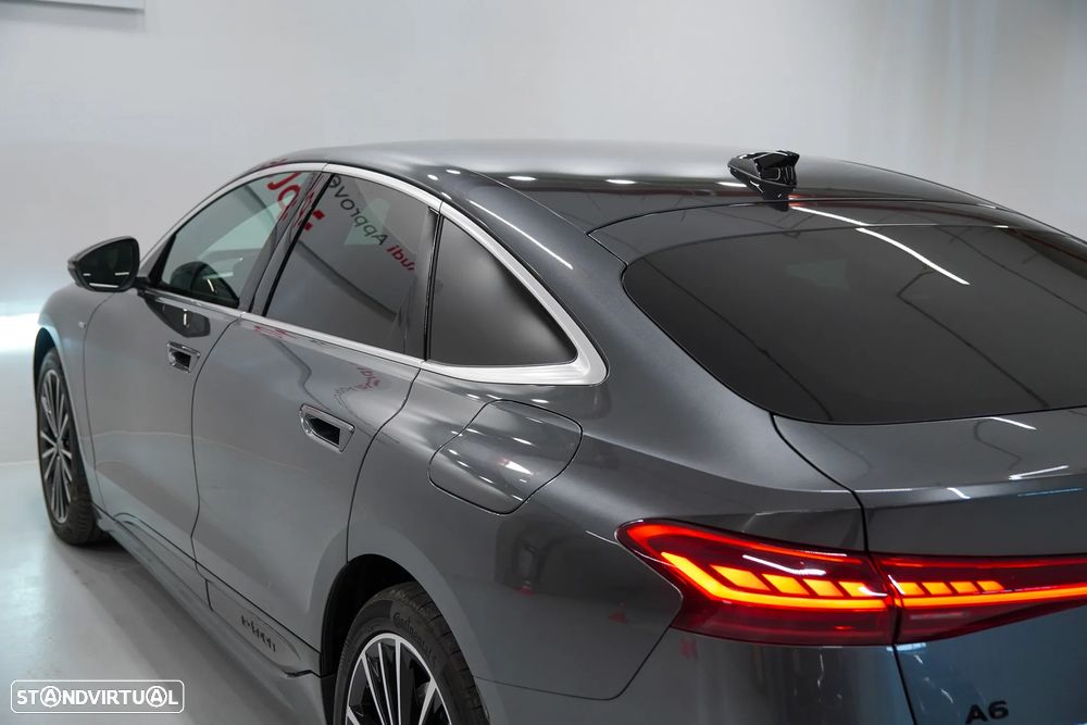 Audi A6 Sportback e-tron 100 kWh Performance SE Business - 10