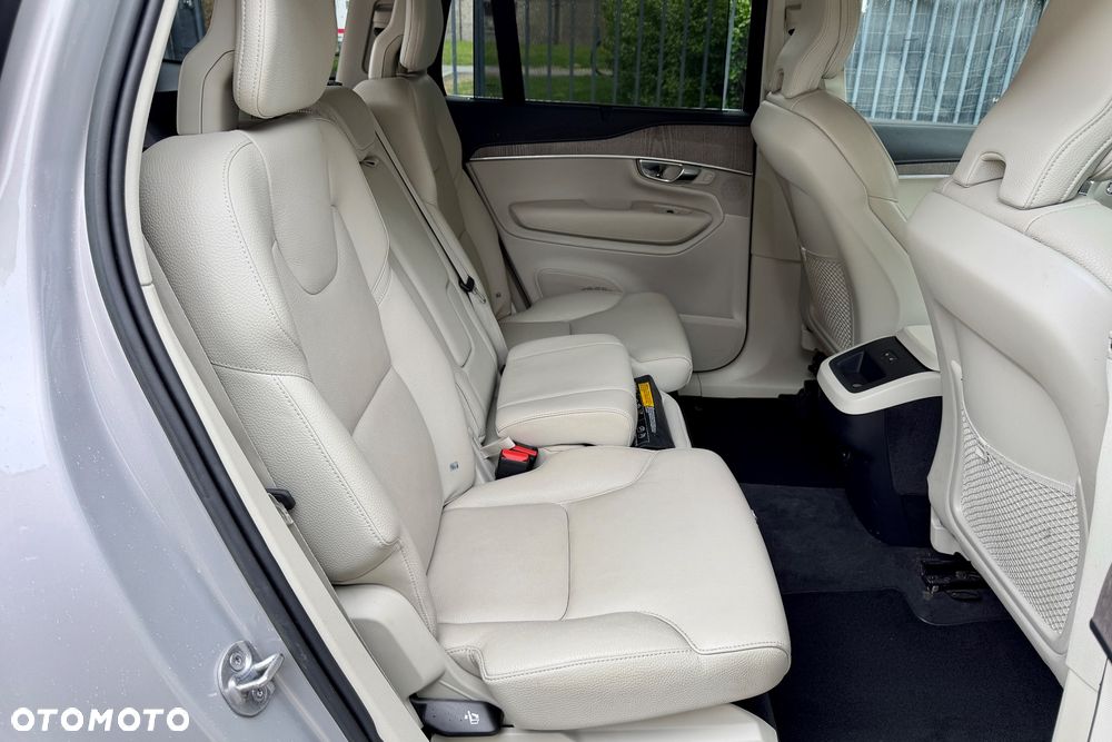 Volvo XC 90 B5 D AWD Plus Bright - 14