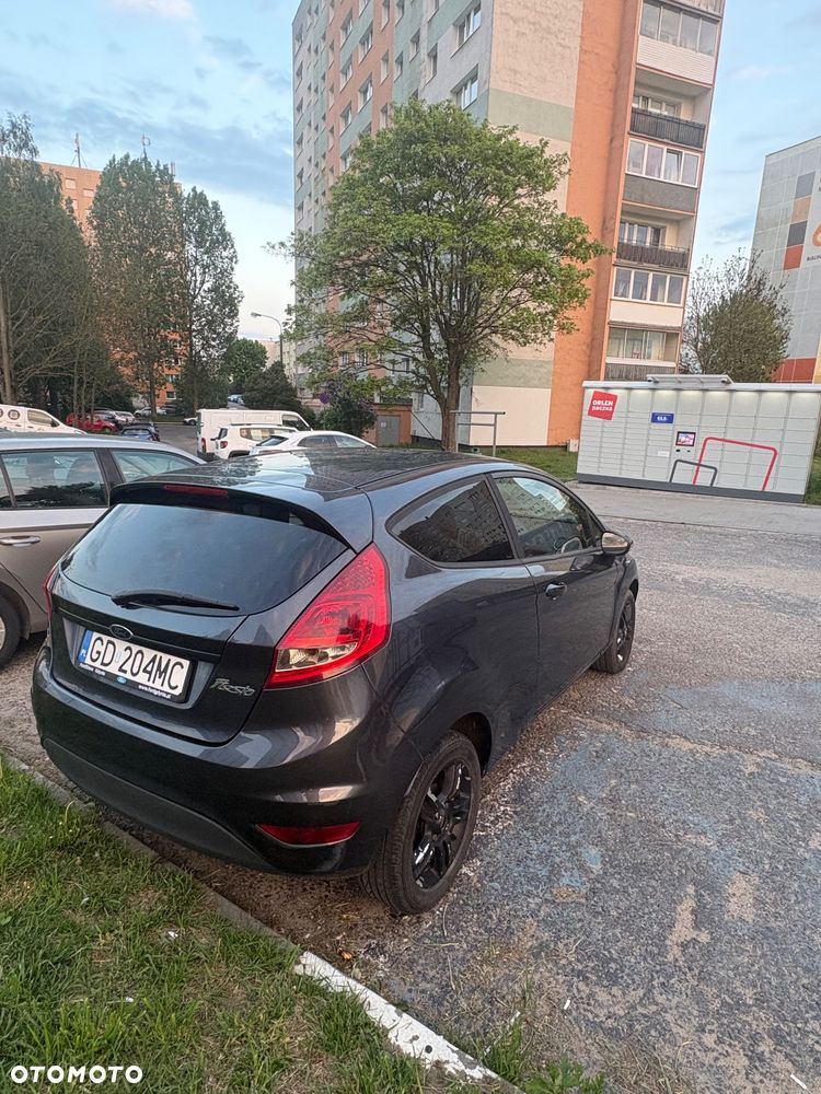 Ford Fiesta 1.25 Champions Edition - 5