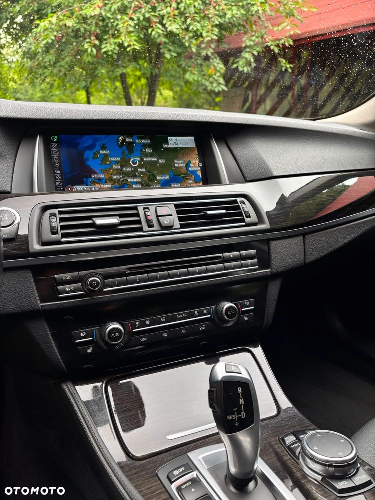 BMW Seria 5 520d Luxury Line - 19