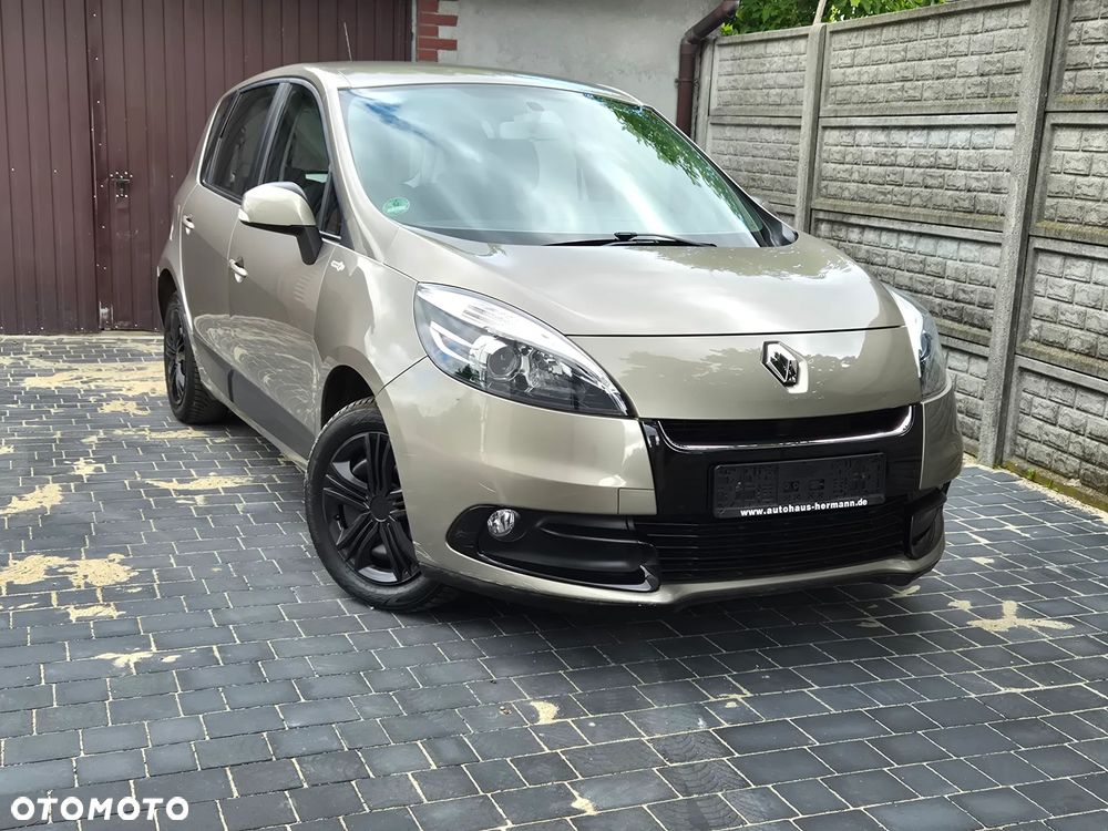 Renault Scenic 1.6 16V 110 TomTom Edition - 9