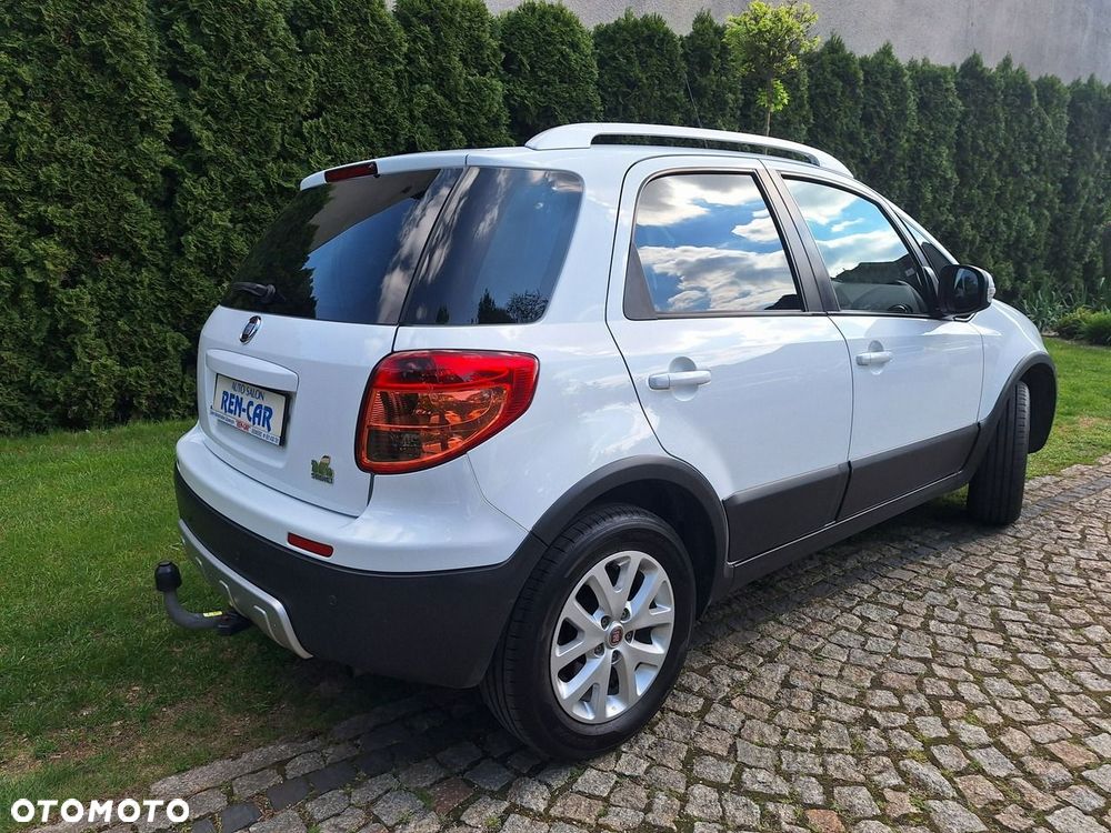 Fiat Sedici 2.0 Multijet 16V 4x4 Emotion - 3