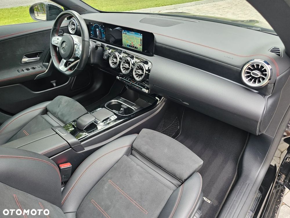 Mercedes-Benz CLA 250 AMG Line 7G-DCT - 28