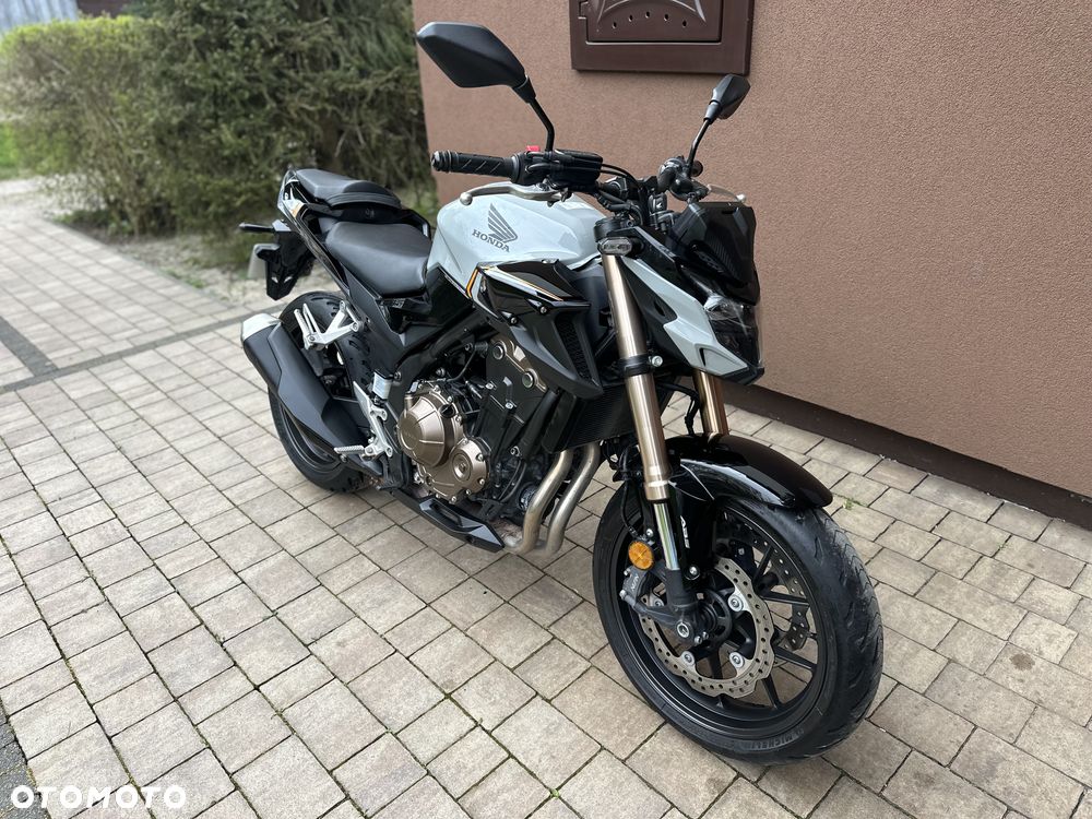 Honda CB - 16