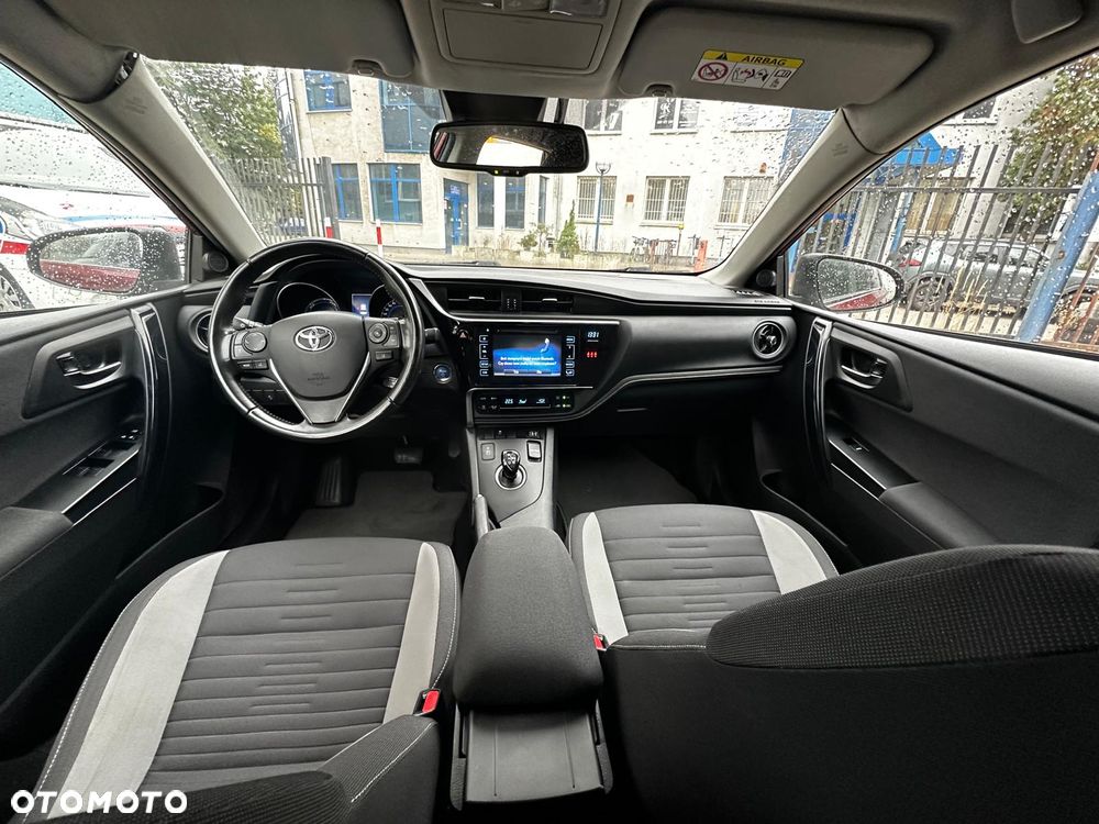 Toyota Auris 2018 photo 5